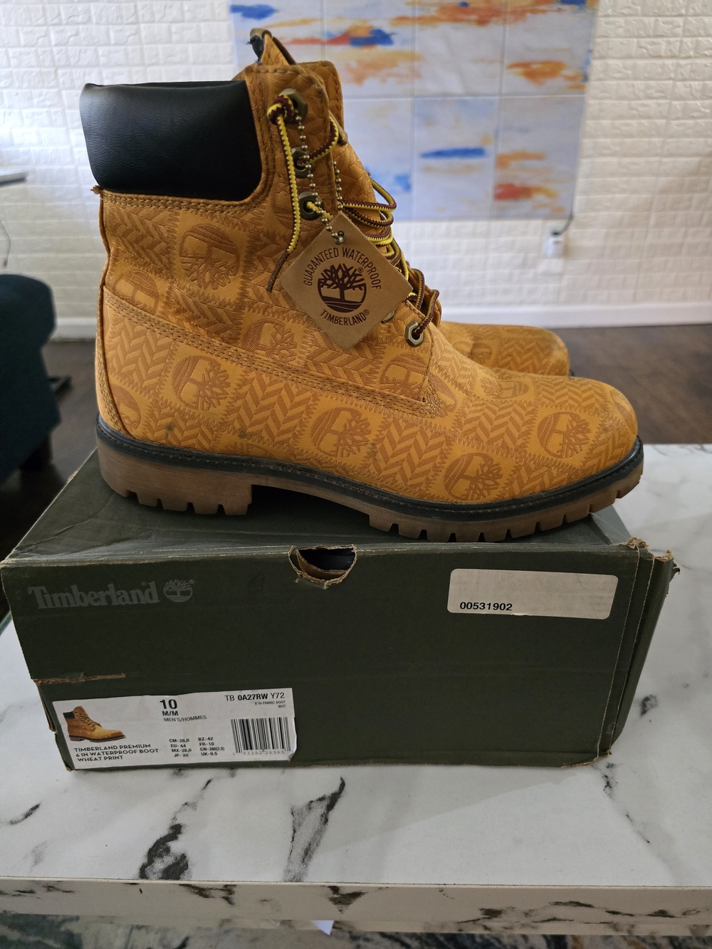 Timberland Wheat Patterned Boots - Picture 2 of 6